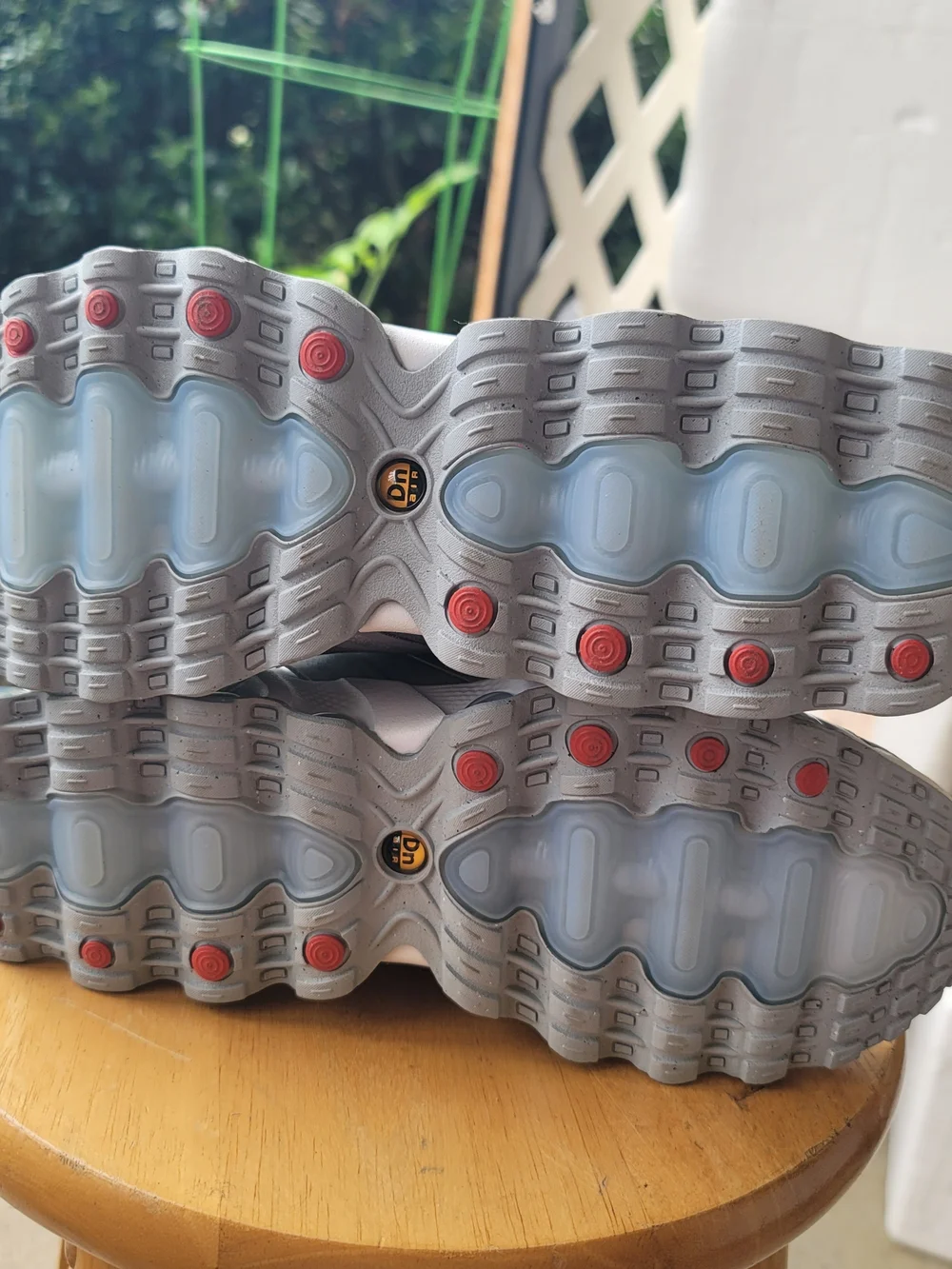 NWOT Nike AirMax Dn8 Gray Metallic Runner Sneakers. 8.5 Womens. 7 Mens. Boxed